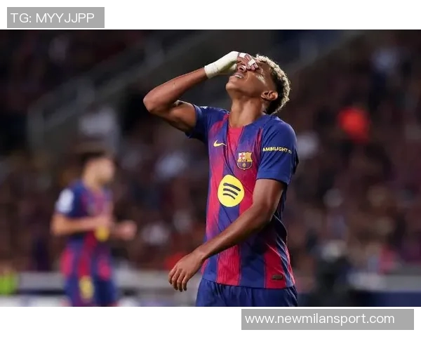 巴萨球员完成本周最后训练弗里克再次缺席引关注